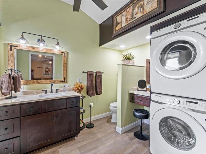 College Park-Orlando 5Star Villa Oasis - Home Away From Home - Quiet Neighborhood-Private Botanical Courtyard - Mins From Eola,Dt, Winter Park - Free Parking & Ev Plug In Dış mekan fotoğraf