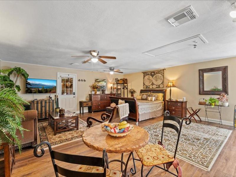 College Park-Orlando 5Star Villa Oasis - Home Away From Home - Quiet Neighborhood-Private Botanical Courtyard - Mins From Eola,Dt, Winter Park - Free Parking & Ev Plug In Dış mekan fotoğraf